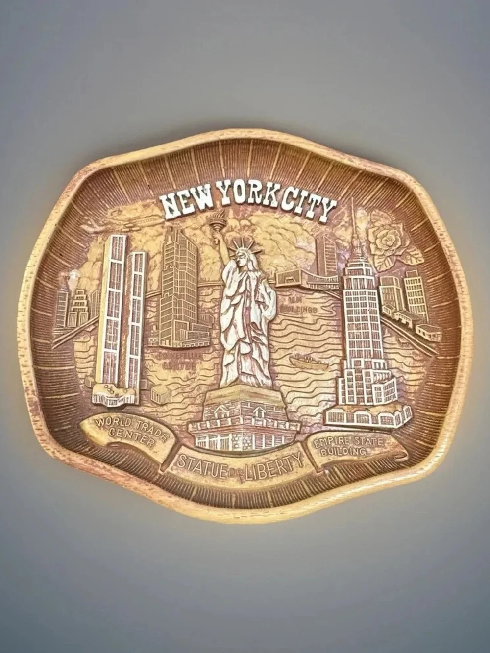 New York City Statue of Liberty Decorative Wall Plaque - Gold Tone